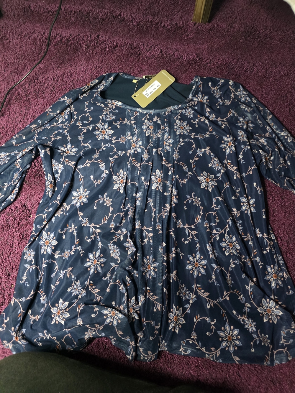 Navy Floral Quarter-Sleeve Tunic Top